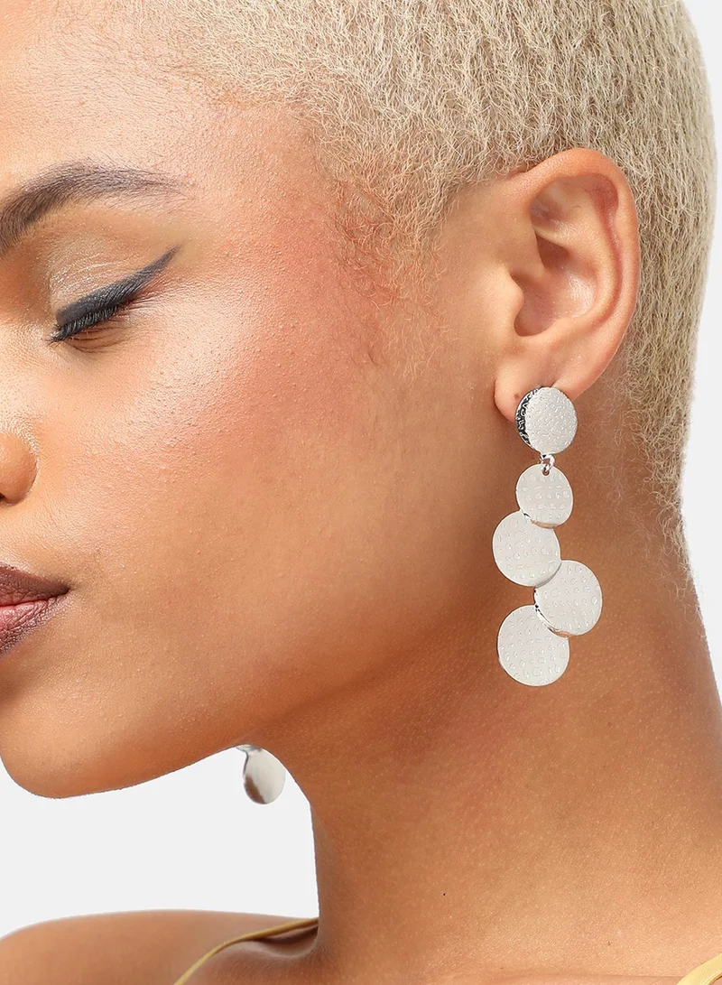 سوهي قرط متدلي من الحجر مصمم للحفلات مطلي بالفضة