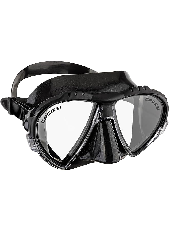 Cressi Matrix Adult Scuba Diving Snorkeling and Freediving Masks Matrix: Made in Italy - Image 1