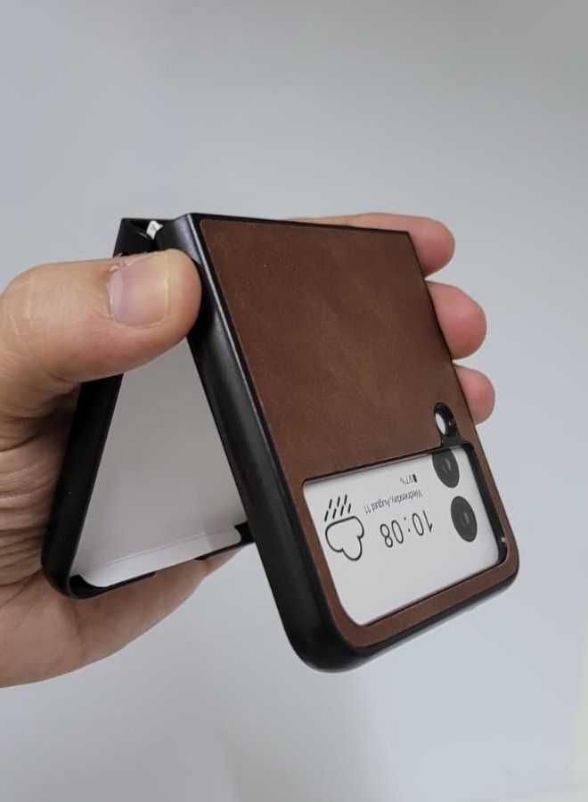غطاء نحيف لجهاز Galaxy Z Flip 4 باللون البني - Image 4
