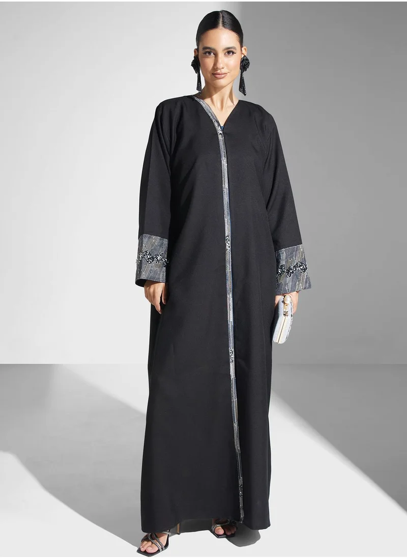 hayas closet Embroidered  Flared Sleeve Abaya