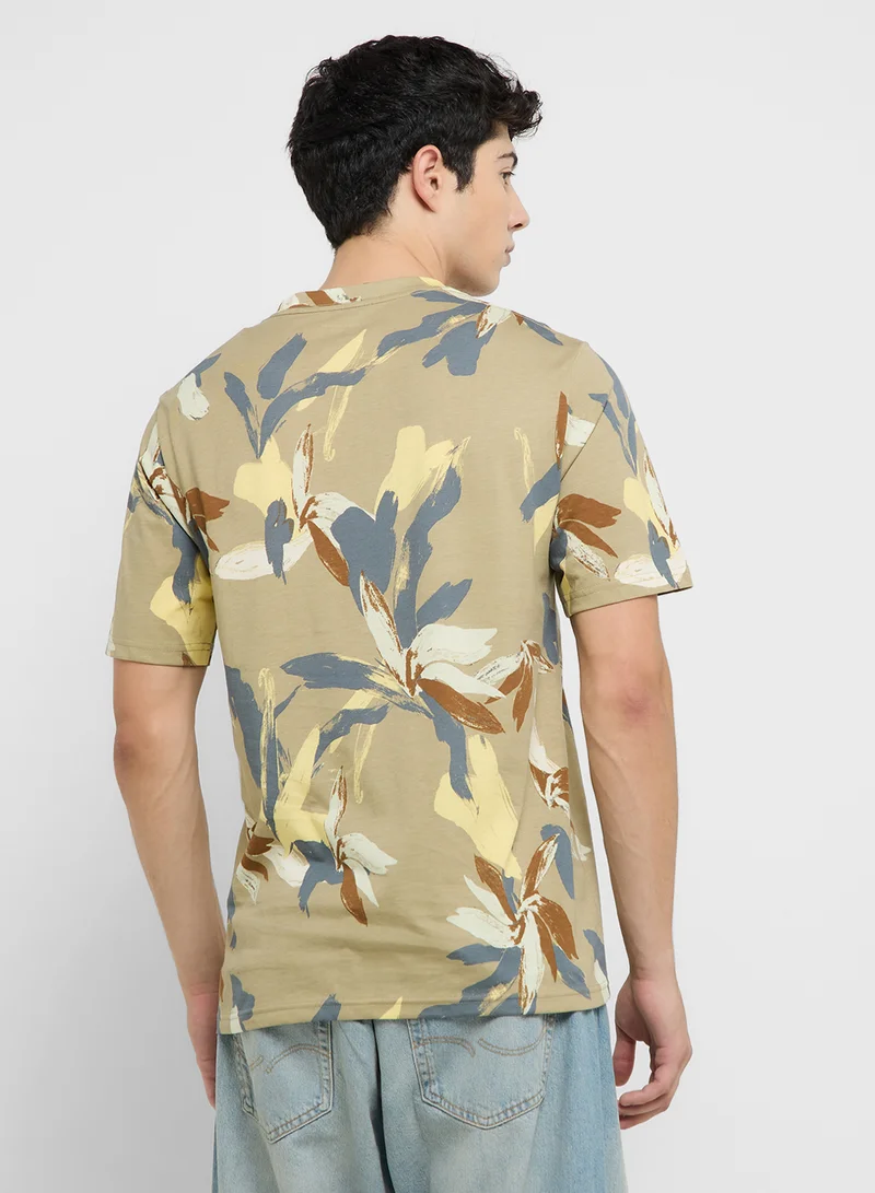 JACK & JONES Printed Crew Neck T-Shirt