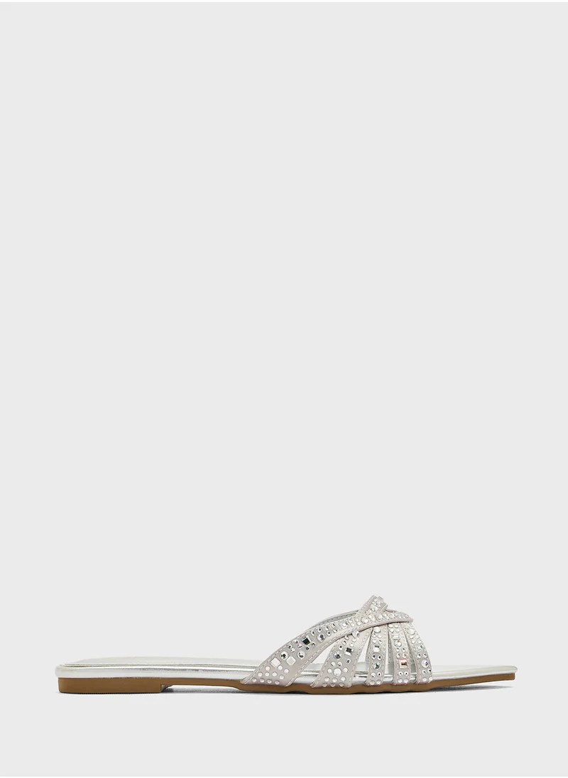 ايلا ليمتد اديشن Diamante Pointed Toe Flat Sandal