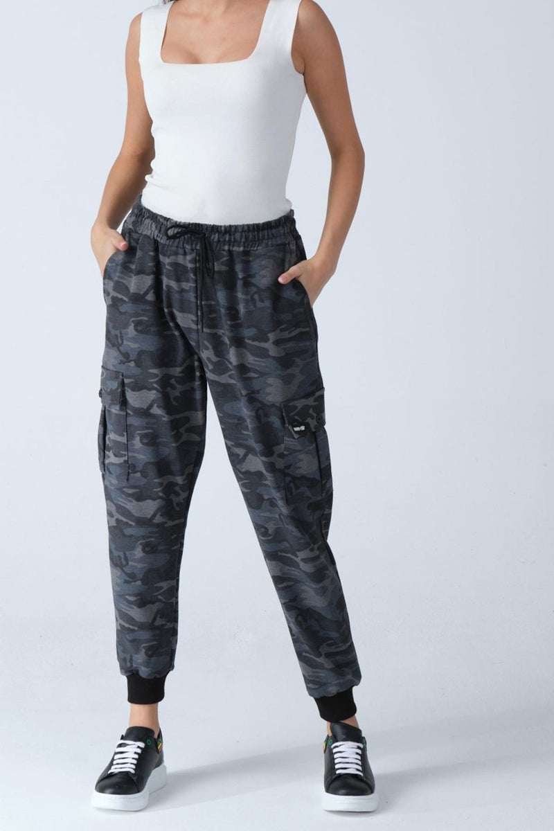Alexander Gardi Alexandergardı Camouflage Patterned Pocketed Sweatpants (E21-72100)  - Image 2