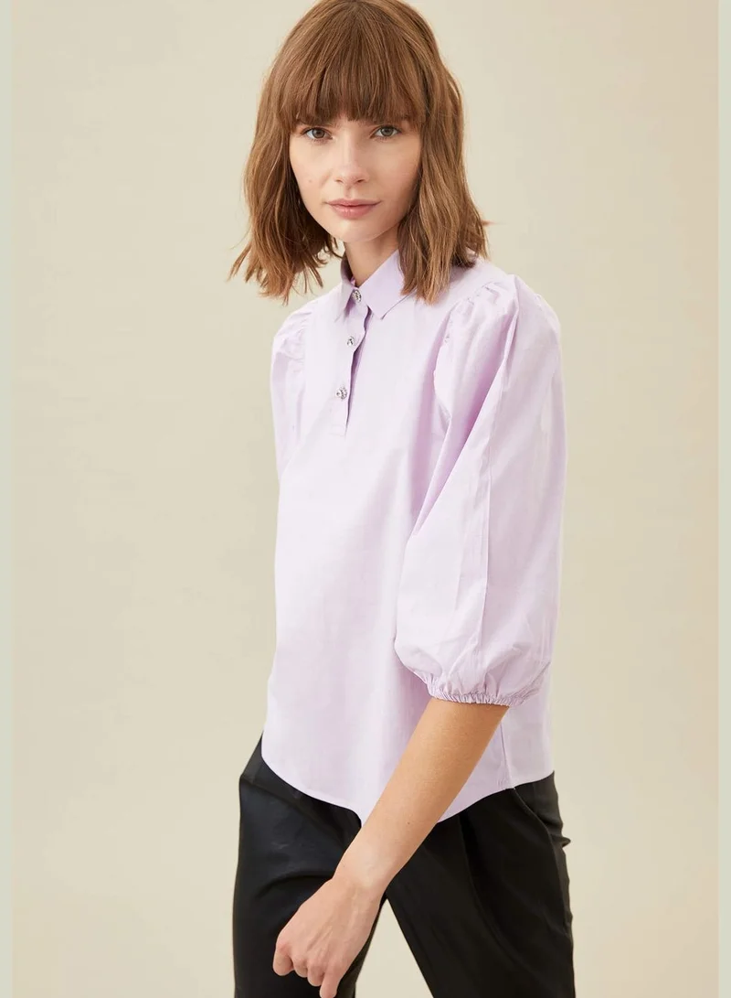 ديفاكتو Woven Half-Sleeved Blouse With Collar
