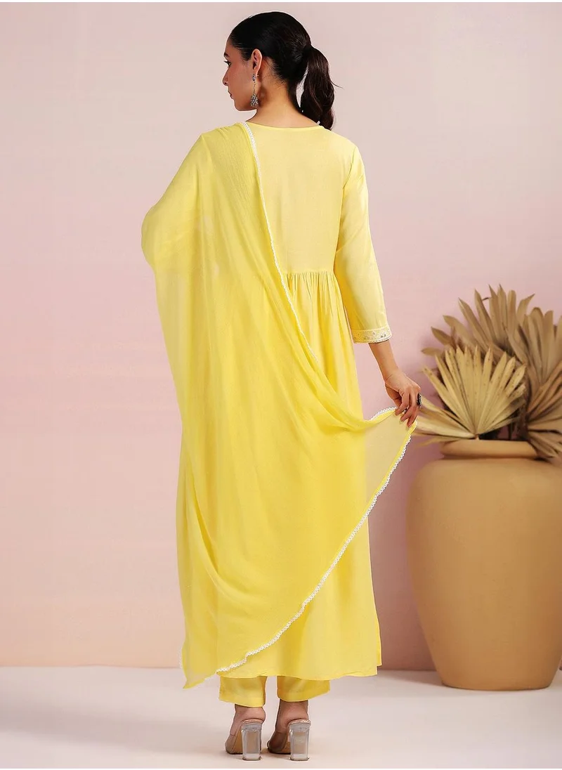 ISHIN Women Yellow Rayon Kurta set with Dupatta