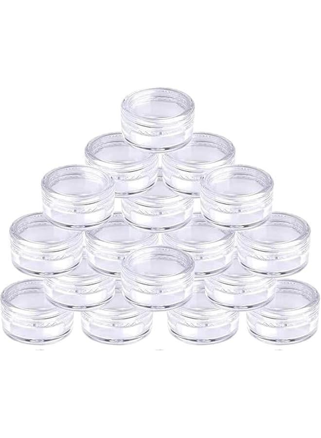 بيوينتي 50 قطعة من برطمانات عينات السفر المستديرة الشفافة الصغيرة، حاوية عينات بلاستيكية صغيرة 5 غرام/5 مل، حاوية عينات مستحضرات التجميل والكريم الانثى، مقاومة للكسر، للكريم، احمر الشفاه، اللوشن - Image 1