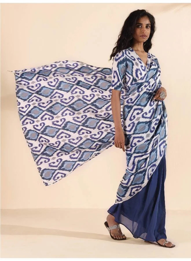 trueBrowns trueBrowns Blue White Muslin Ikat Saree