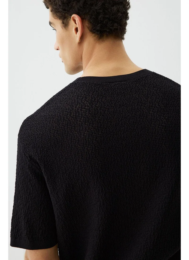 H&M Regular Fit Textured-knit T-shirt