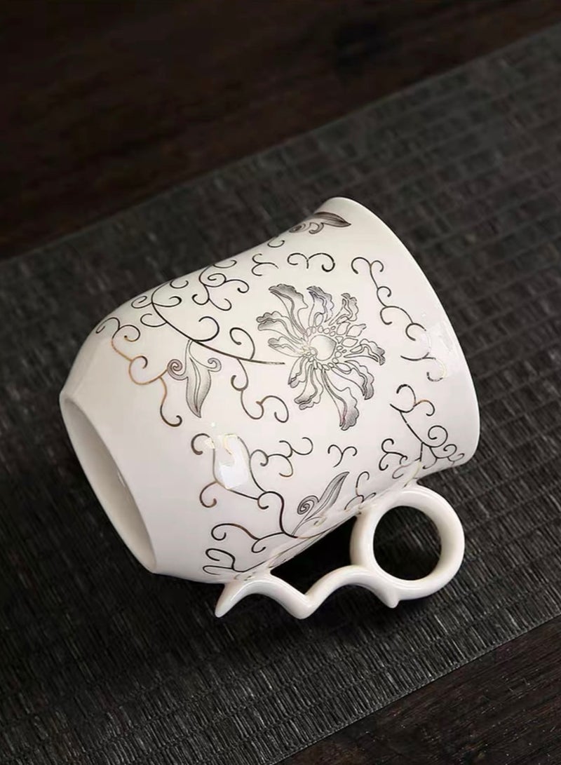 A four-piece ceramic tea cup set with a strainer with silver rose designs, with a capacity of 400 ml - Image 2