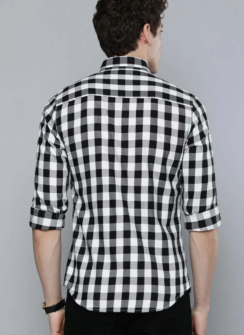 The Indian Garage Co Men Slim Fit Checkered Full Sleeves Cutaway Collar Casual Shirt
