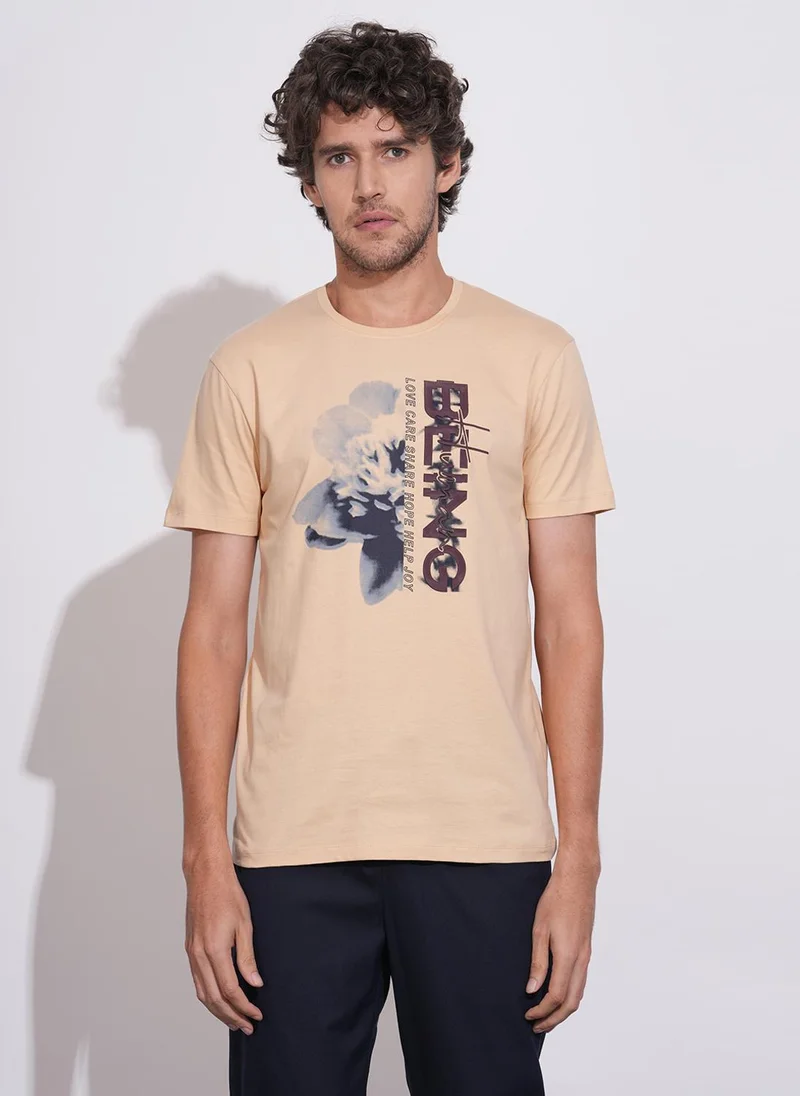 بيينغ هيومان Men Printed Pure Cotton Slim Fit T-shirt