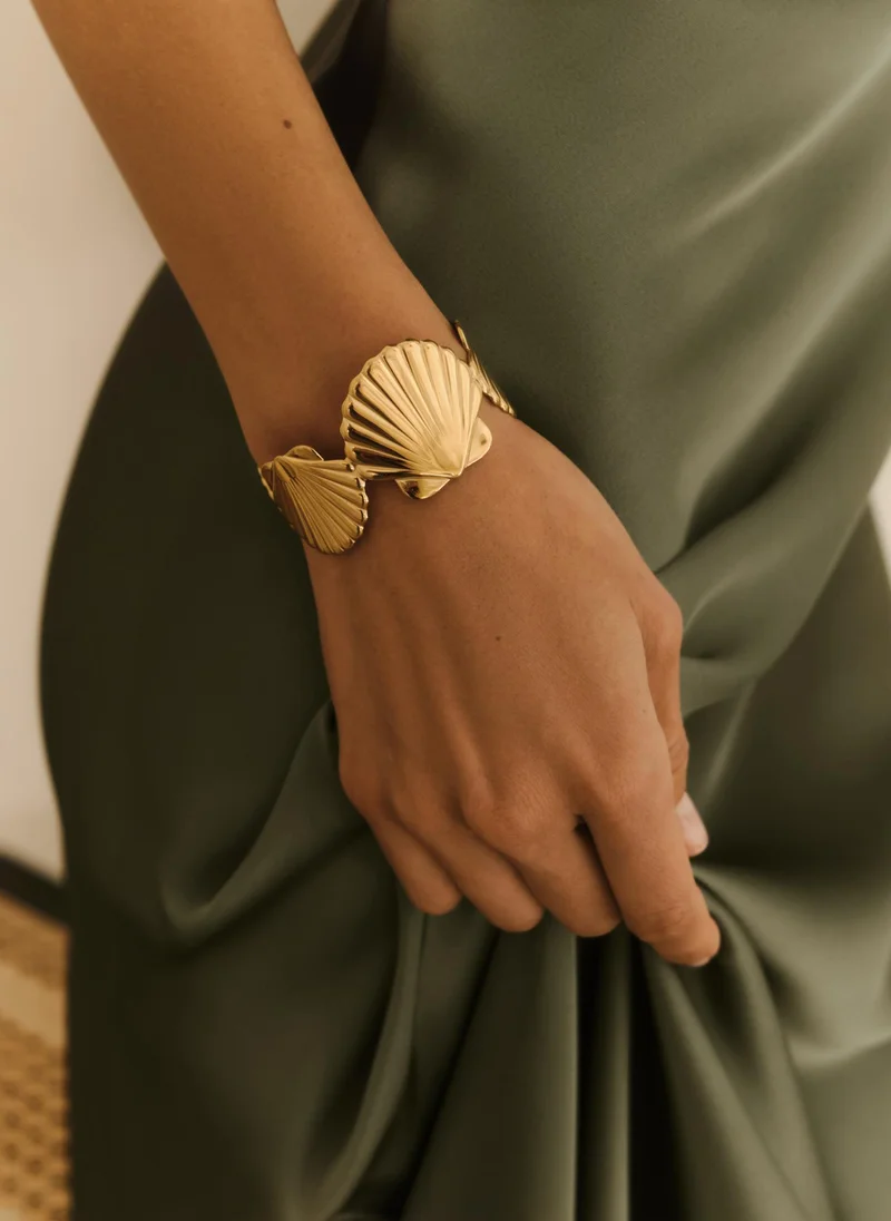 Lichi Shell bracelet