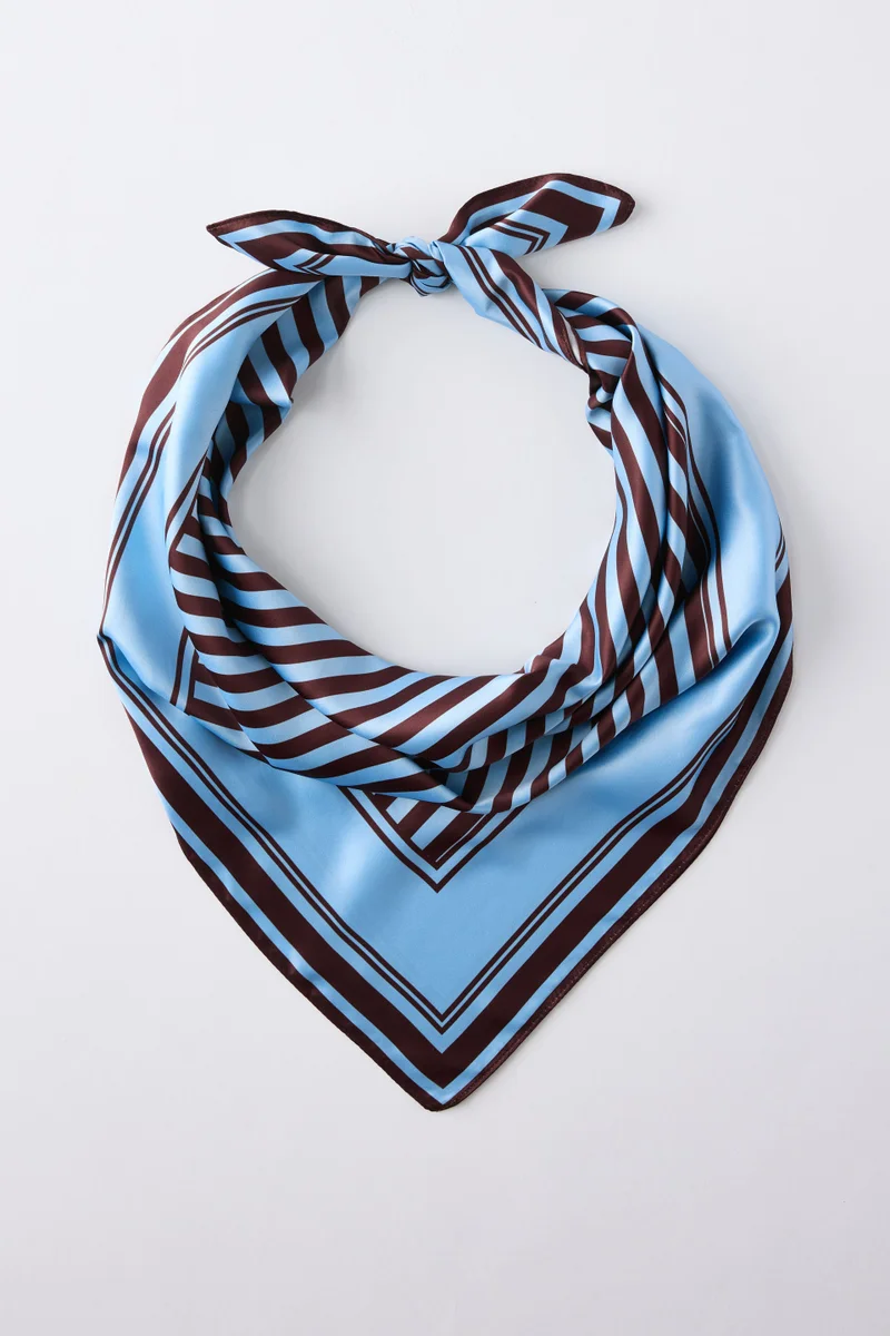روبي Knot Your Everyday Square Scarf