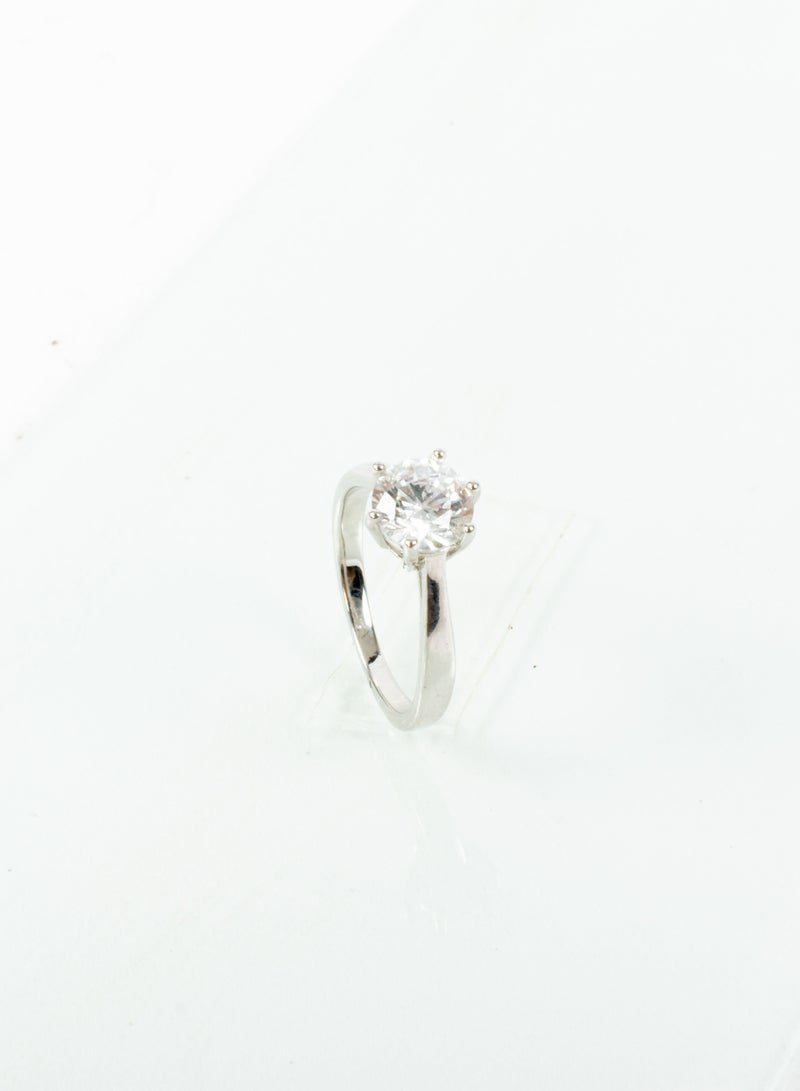 Chinese Gold Twins Ring White with a zircon stone size 9