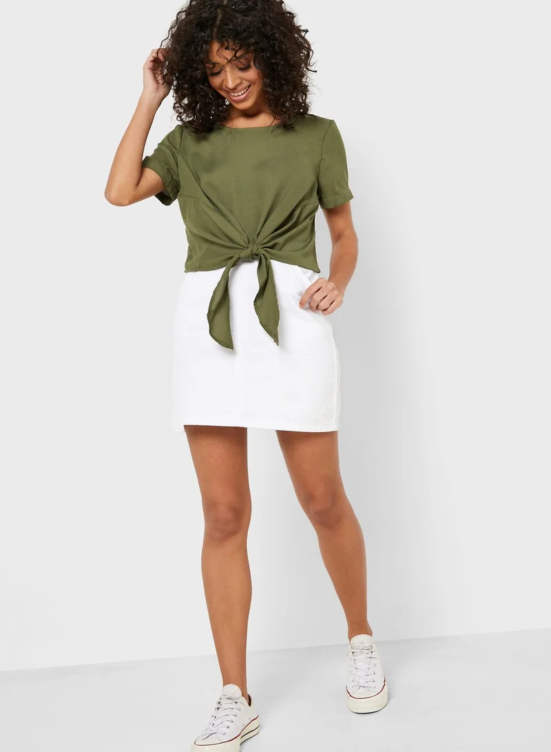 FOREVER 21 Front-Tie Top