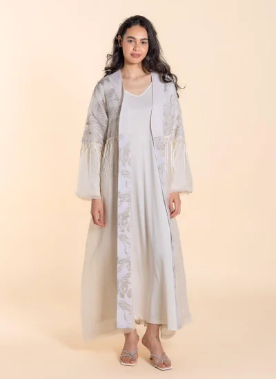 SHAPES DETAIL EMBROIDERED ABAYA WITH DRESS