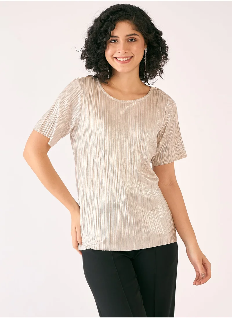 سولت اتاير Elegant Golden Peach and Solid Pattern Top with Classic Round Neckline and Stylish Half Length Sleeves Perfect for Effortless Day-to-Night Style