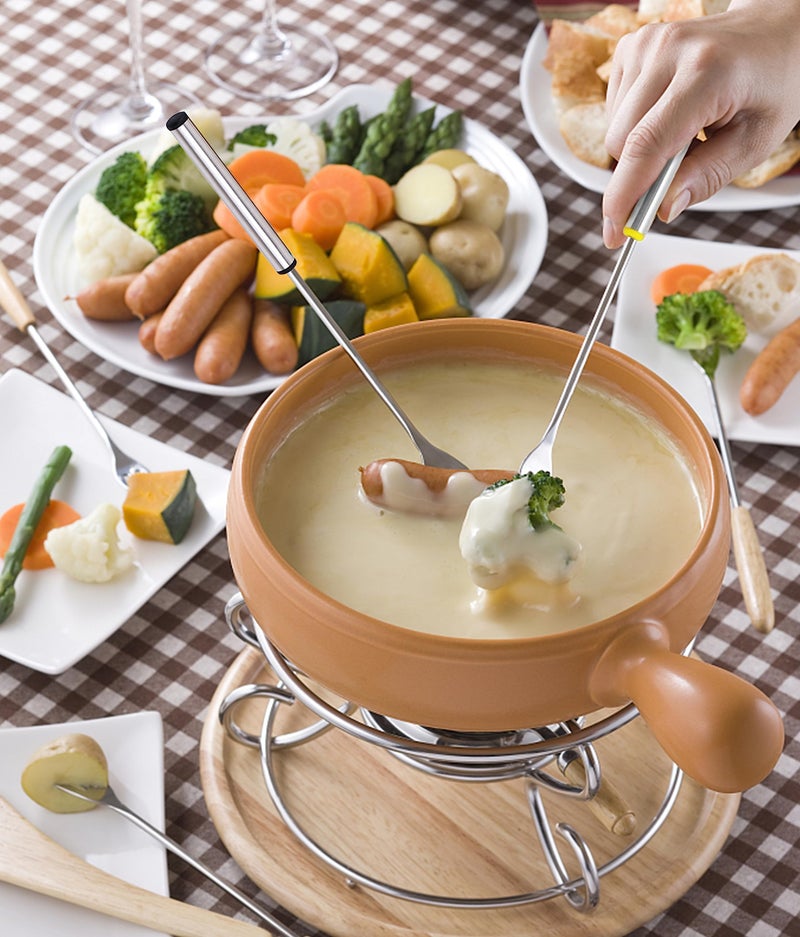 Sago Brothers 6 PCS Stainless Steel Fondue Forks, 9.5 Inch Color-Coded Cheese Fondue Forks Smores Sticks with Heat Resistant Handle for Chocolate Fountain Cheese Fondue Roast Marshmallows Desserts Fruits - Image 3