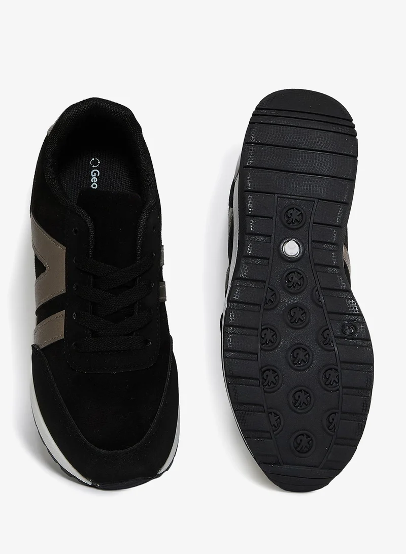 Geoomnii GREY GEOOMNII All-Day Comfort with Sports Shoes for Women – Breathable Mesh, Cushioned Insole, Lightweight Feel, Non-Slip Grip, Flexible Fit for Women | Best Price UAE