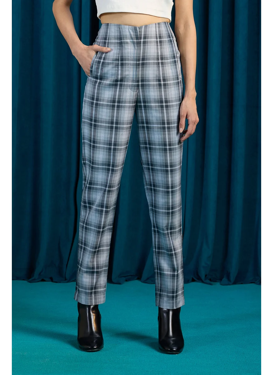 Virgio Virgio Women Checked Tapered Fit High-Rise Cotton Regular Trousers