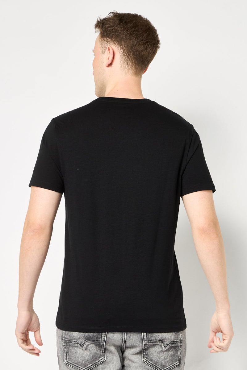 DKNY Men Crew Neck Short Sleeve Brand Logo T-Shirt, Black - Image 4