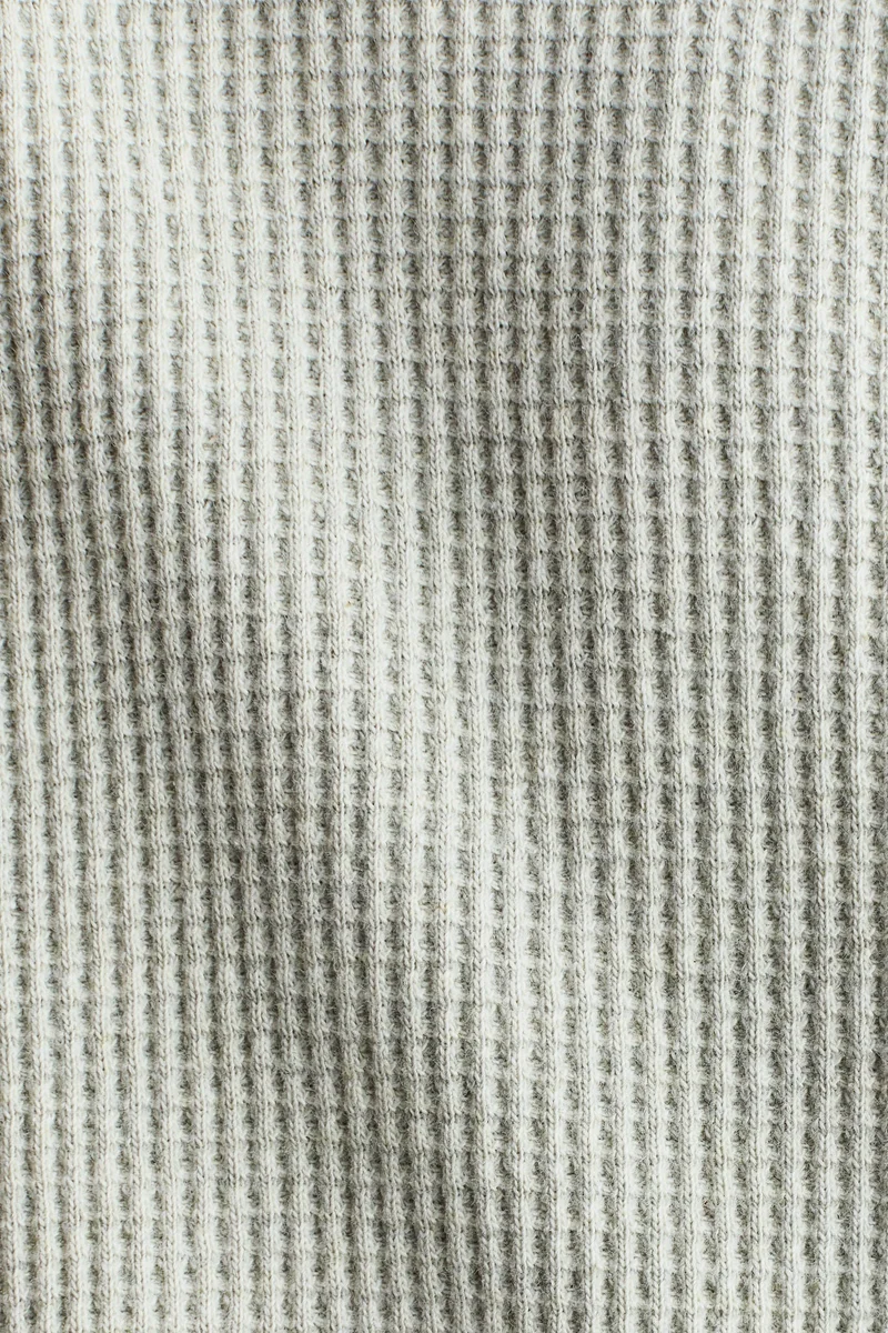 اتش اند ام طقم من القطن بنمط وافل - قطعتين