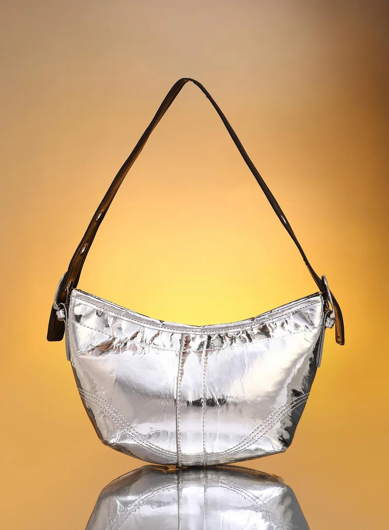 صوص هاوت The Crescent Sling Bag