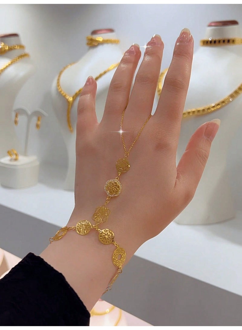 Luxurious Gold-Plated Bracelet — Featuring Exquisite Arabic-Style Motifs; an Adjustable, Integrated Finger-to-Wrist Design—Ideal Jewelry for Women for Eid or Weddings.