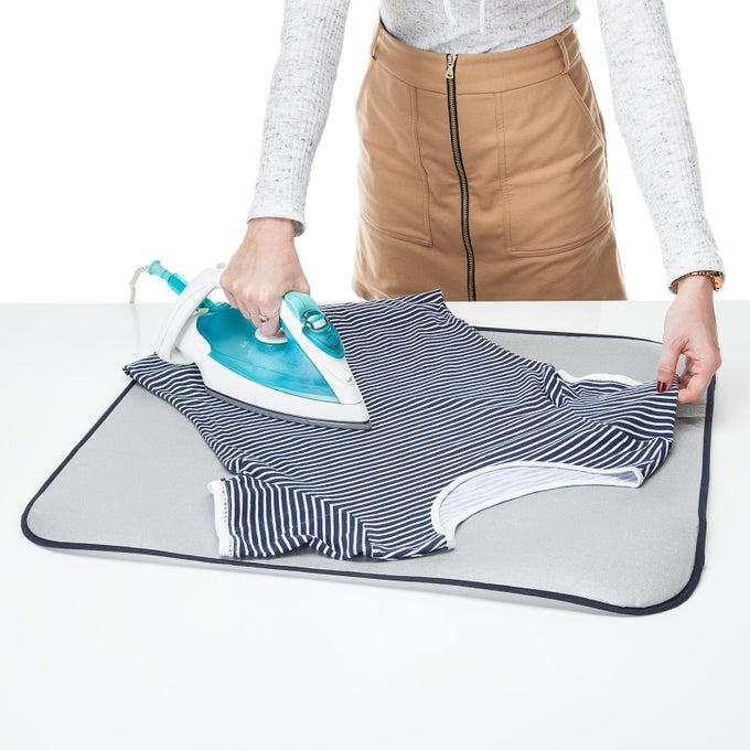TABLE TOP IRONING PAD