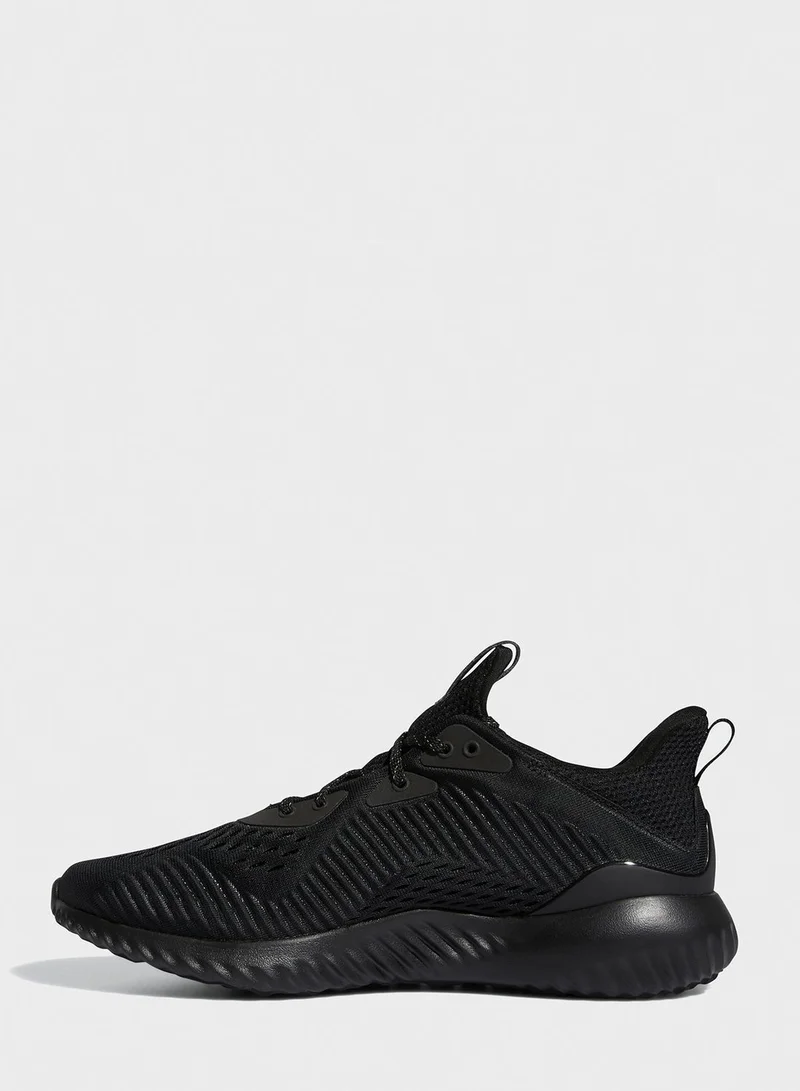 adidas حذاء رياضي