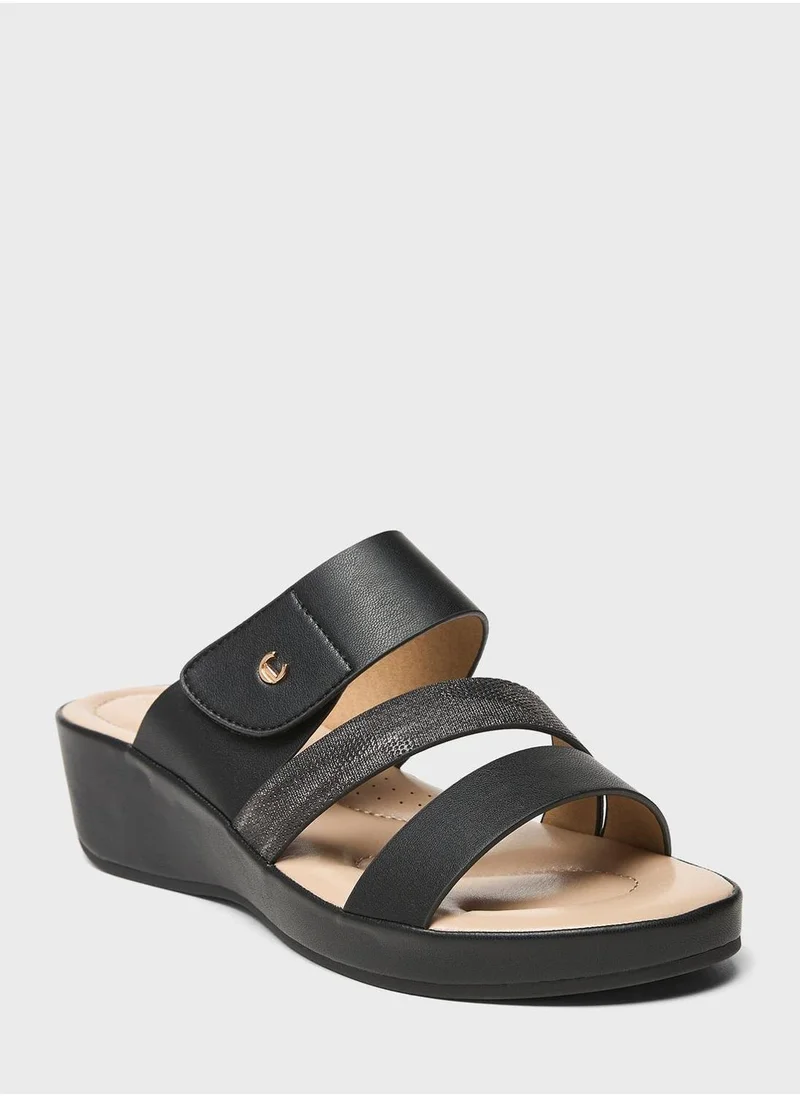 Le Confort Multi Strap Wedge Sandals