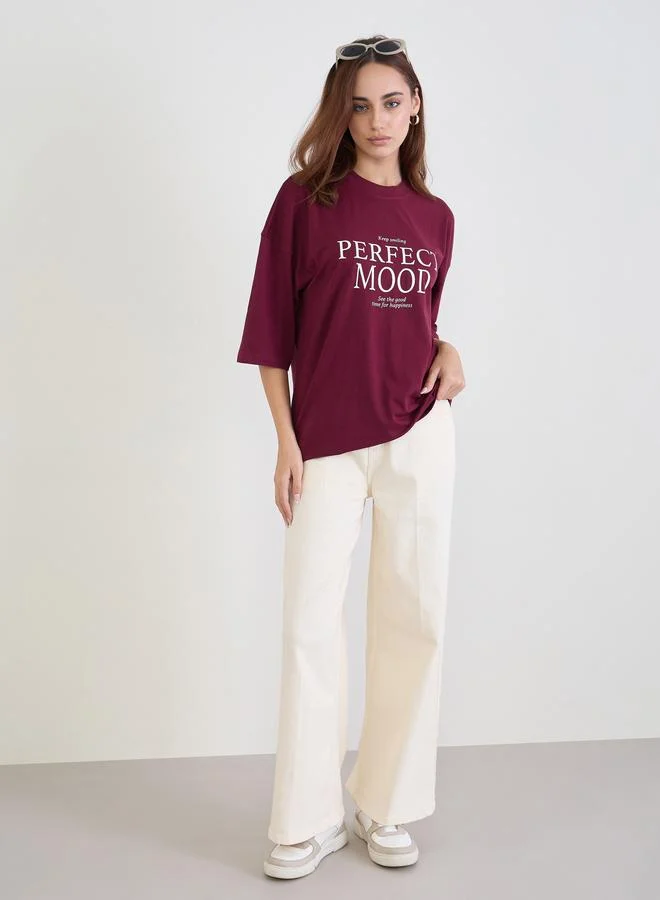 Styli Styli Burgundy Slogan Print Oversized T-Shirt