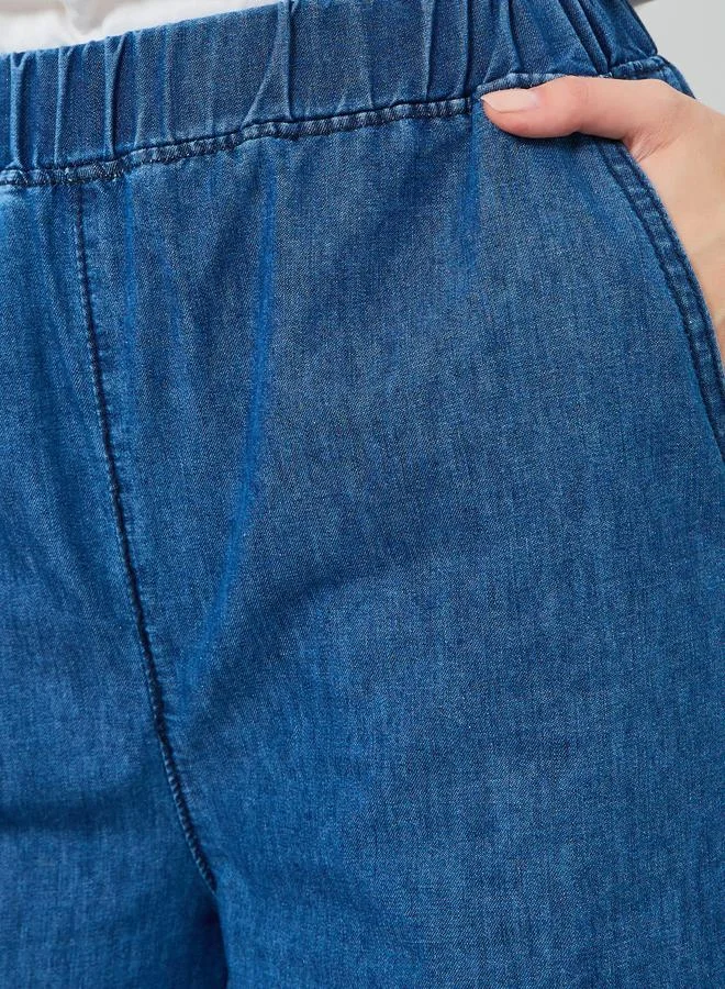 ستايلي جينز واسع جداً خفيف الوزن بخصر مطاطي