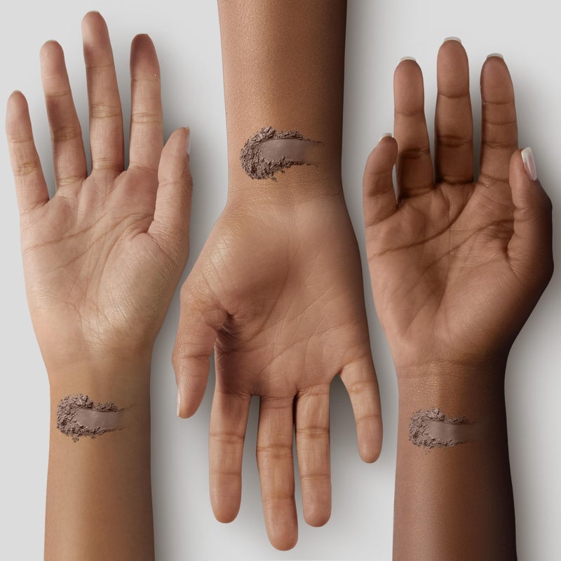 Black Radiance Pressed Powder, Pigment-Rich Matte Finish for Deep Skin Tones, Oil-Absorbing Compact with Mirror & Sponge - Black Coffee - Image 4