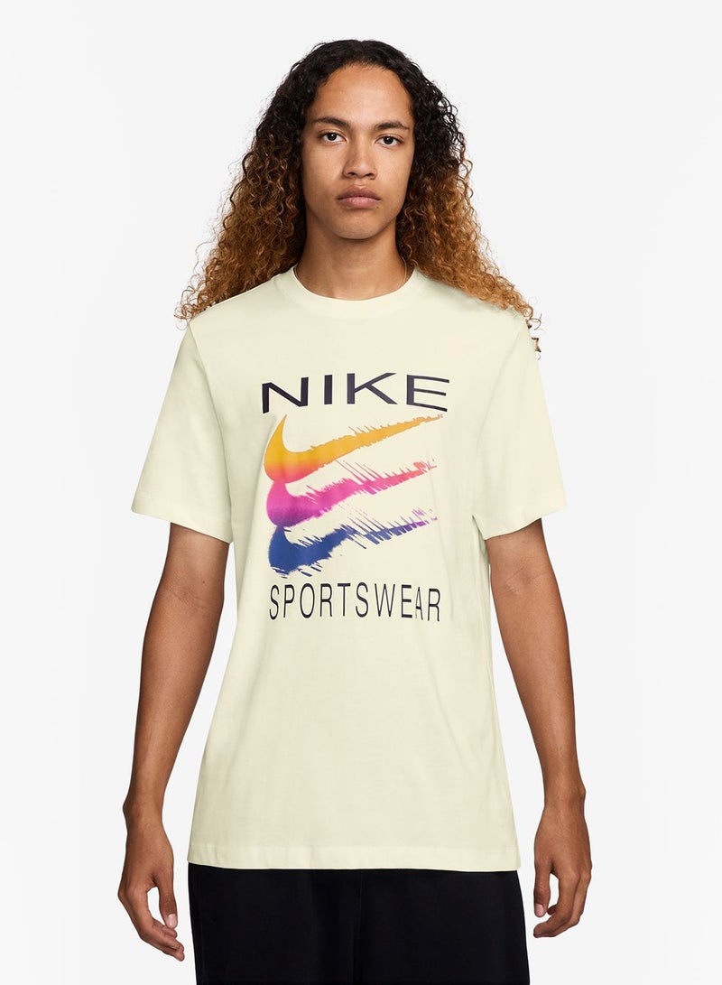 Nike Nsw Swoosh T-Shirt - Image 1