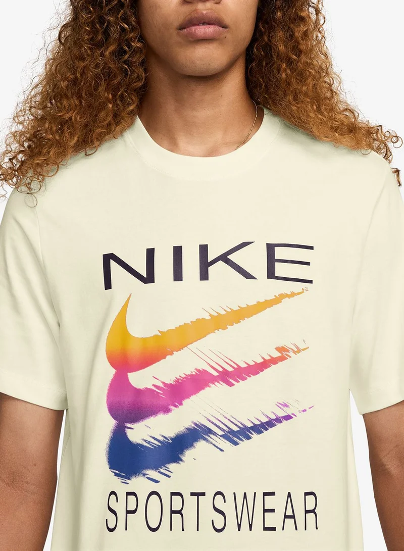 Nike Nsw Swoosh T-Shirt