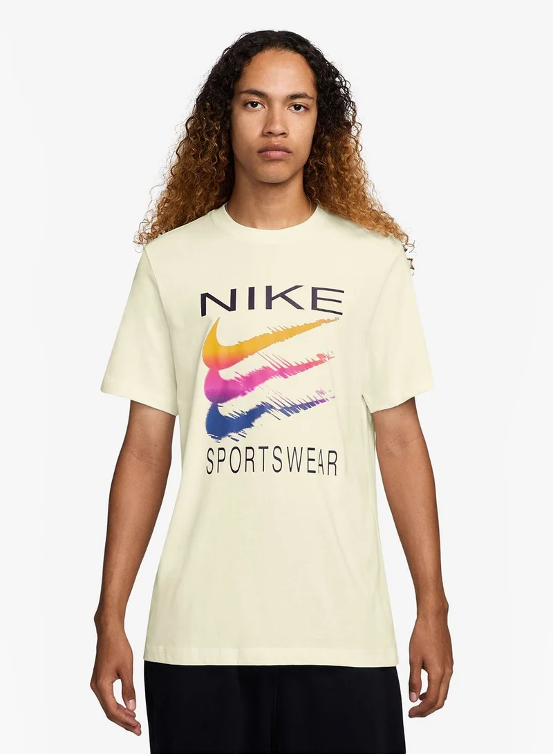 Nike Nsw Swoosh T-Shirt