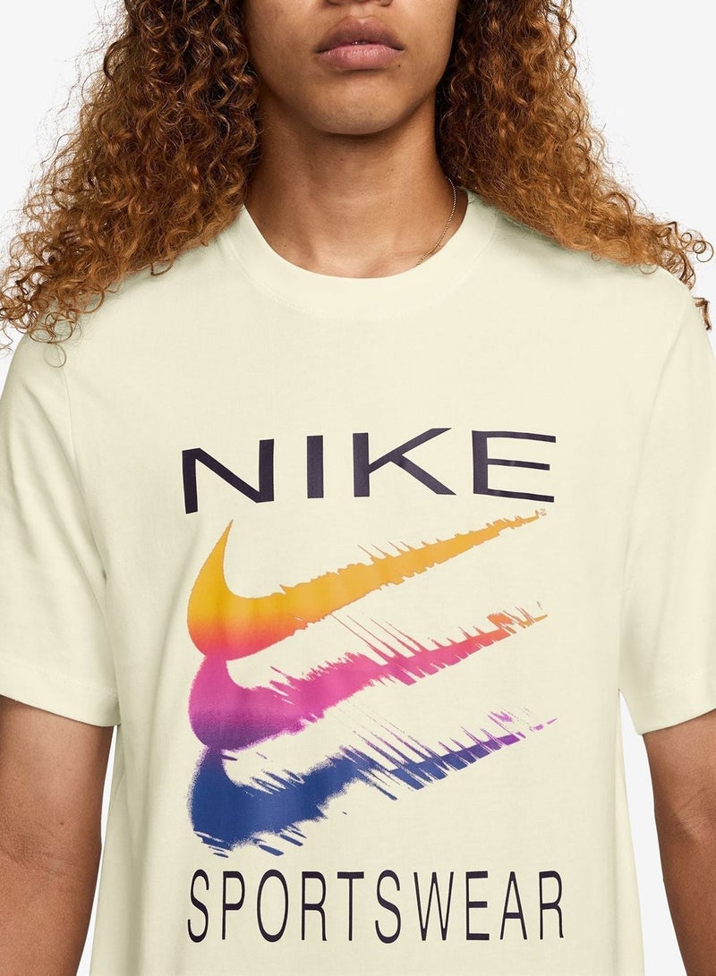 Nike Nsw Swoosh T-Shirt - Image 3