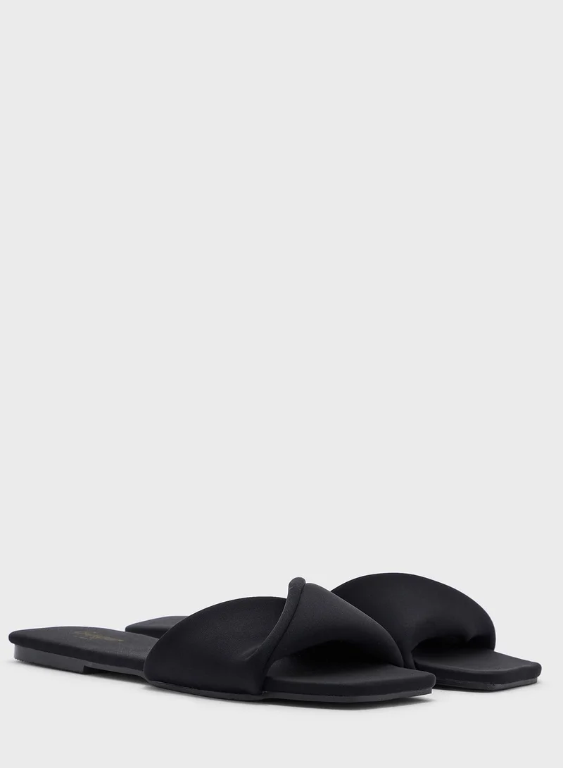 Ginger Twisted Front Square Toe Flat Sandal