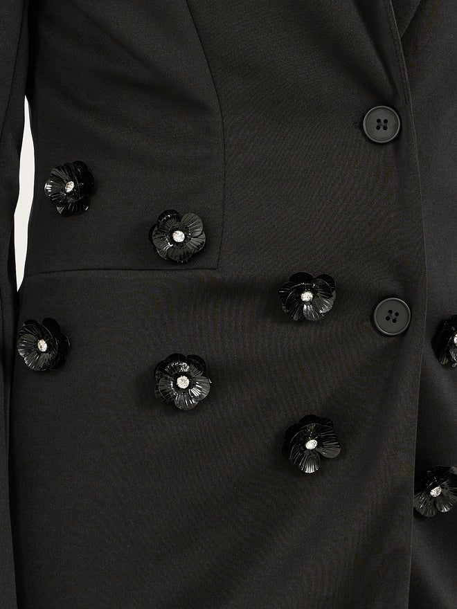 Styli Styli Women Black Button Regular Fit Blazer  - Image 4