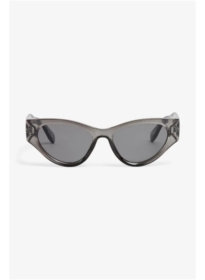 MONKI Valerie Sunglasses