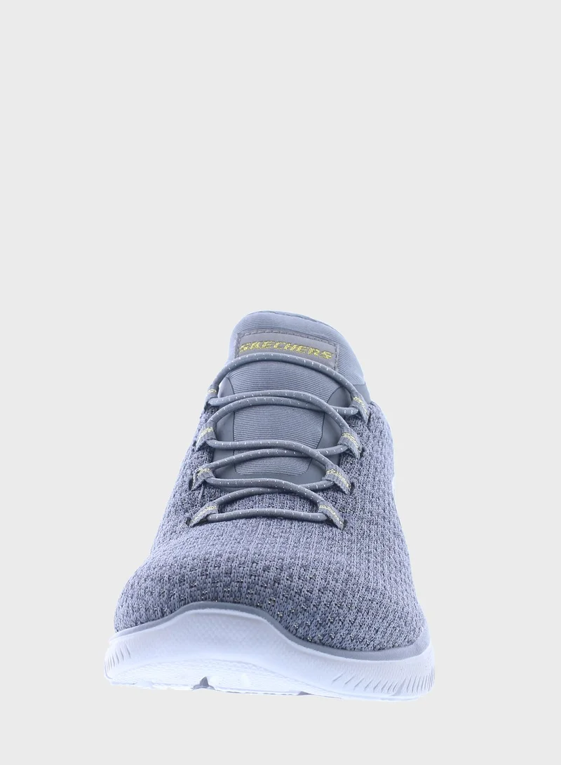 SKECHERS Summits