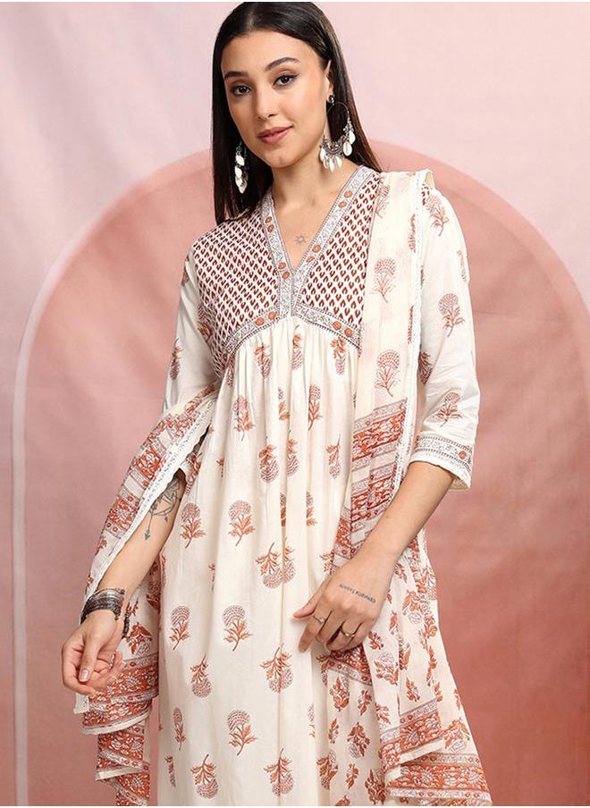 Vishudh - Women Peach Floral Printed V-Neck Cotton Kurta Set by Styli - Image 1