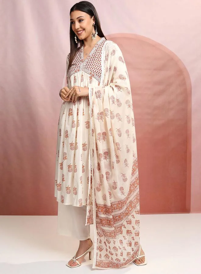 Vishudh Women Peach Floral Printed V-Neck Cotton Kurta Set by Styli