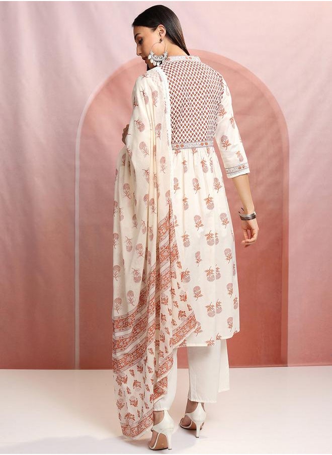 Vishudh - Women Peach Floral Printed V-Neck Cotton Kurta Set by Styli - Image 1