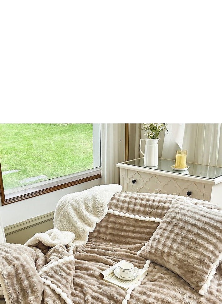 Pillow And Blanket Can Be Used For Both Car And Sofa Cushions, Suitable For Travel, Airplanes, Trains, Beds, Offices, And Rest  - Image 4