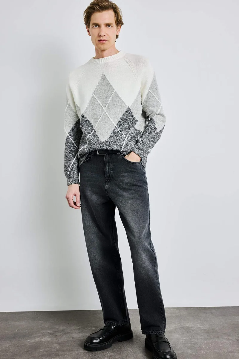 ديفاكتو Standard Fit Crew Neck Knitwear Pullover