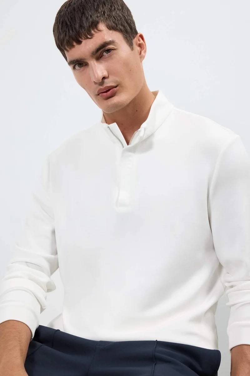 ديفاكتو Regular Fit Long Sleeve Zippered High Neck Sweatshirt