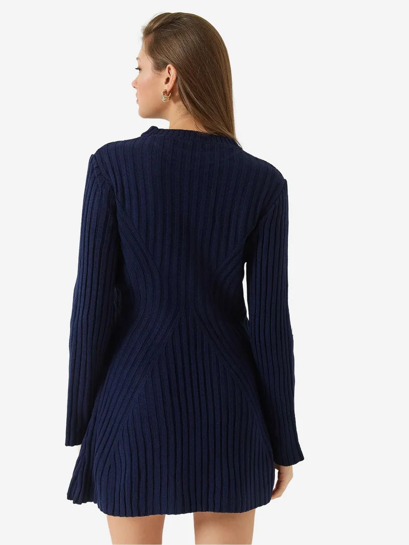 بيانكو لوتشي فستان محبوك بياقة دائرية بنسيج مضلع من لوتشي