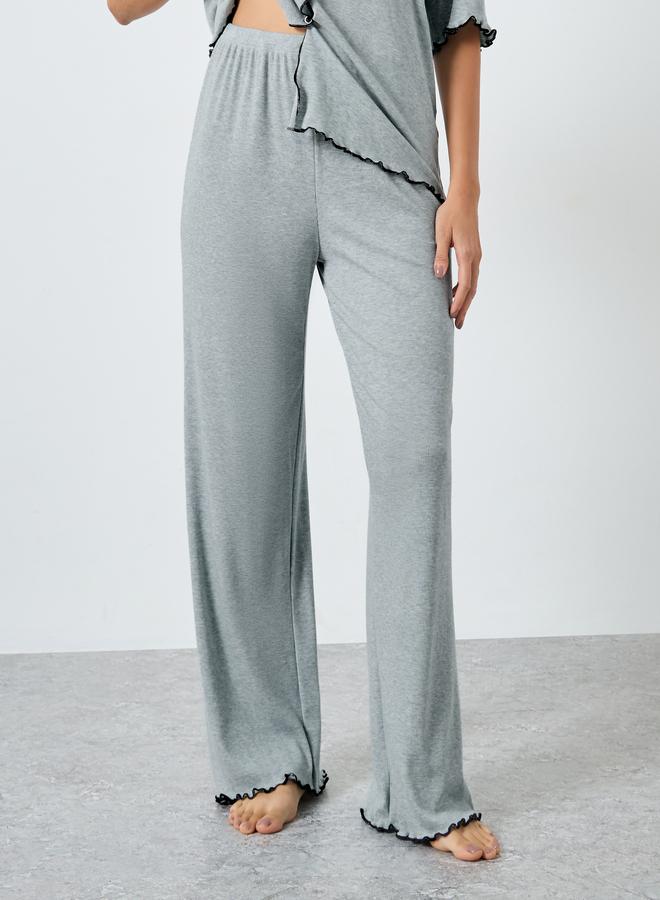 ستايلي طقم بلوزة مضلعة بحافة متموجة مع بنطال - Image 4